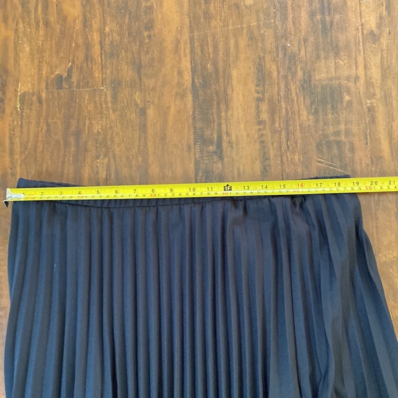 Vintage 70's Sarah K Perma Prest Accordion Pleated Black Midi Skirt Size 10 - Picture 6 of 6